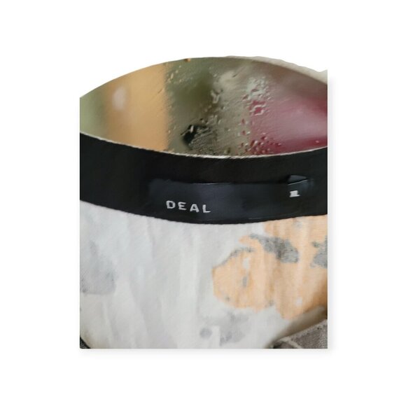 XL Floral Patterned Deal Button-Up, White/Yellow/Blue - Picture 5 of 8